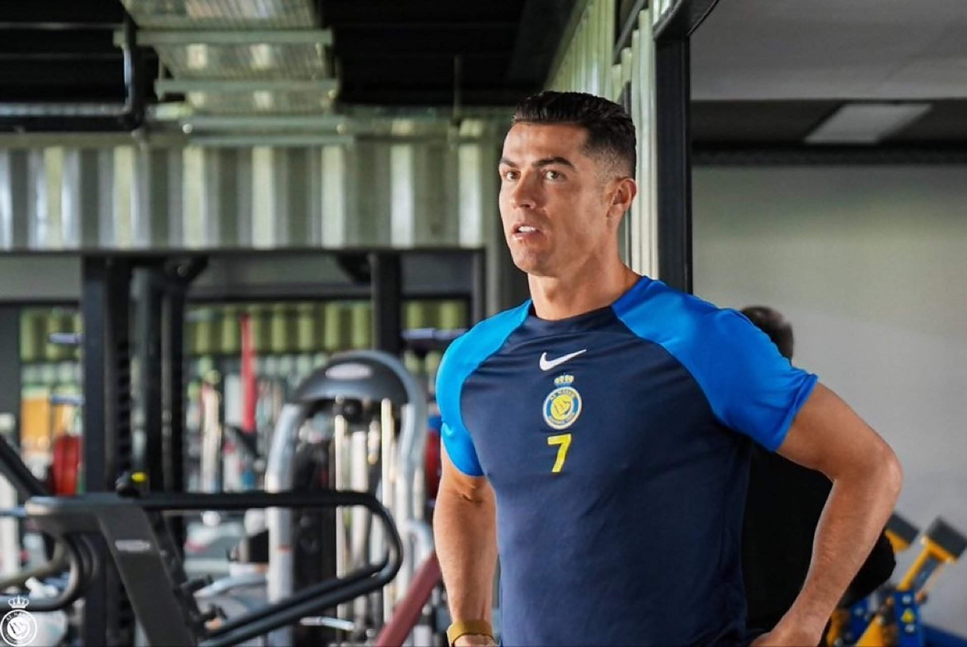 C罗重返赛场，比赛规则变更首场状态出色，TES观众沸腾！热度持续攀升的简单介绍-开云体育登录