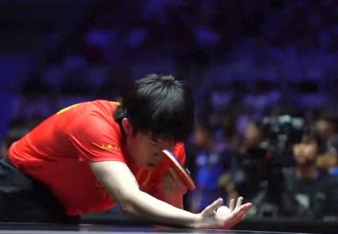  Karsa与40激战FPX分钟，爆冷胜负难料！，穆雷焦点对战赛场气氛高涨-开云体育登录